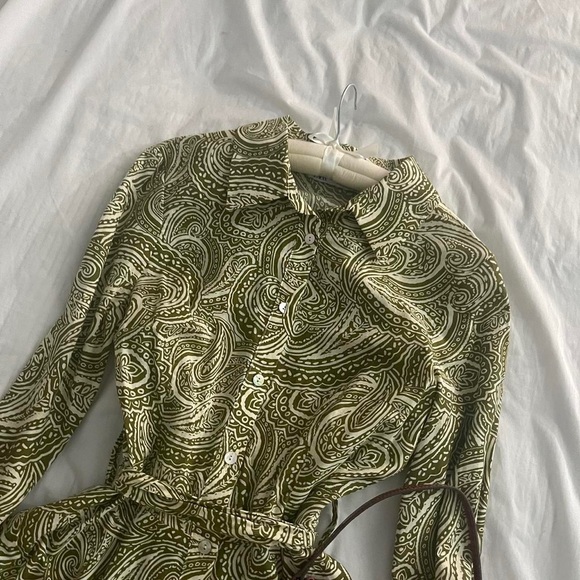 NWT Zara Paisley Print Wrap Dress in Green and Khaki Size L - Picture 4 of 9